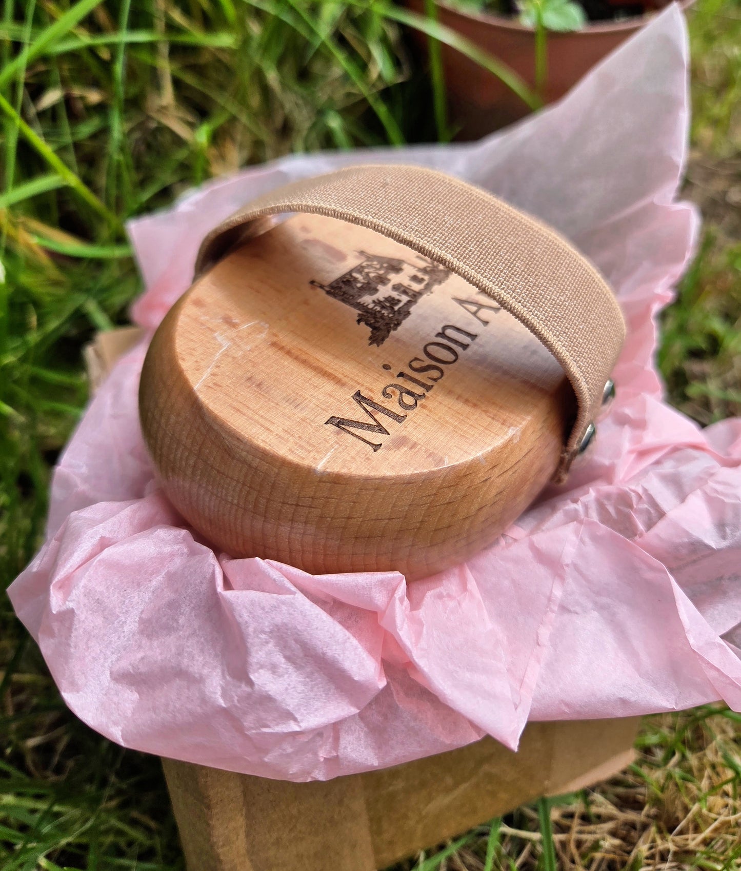 Maison Andeve wooden dry brush with strap in gift packaging, natural body care and lymphatic drainage brush